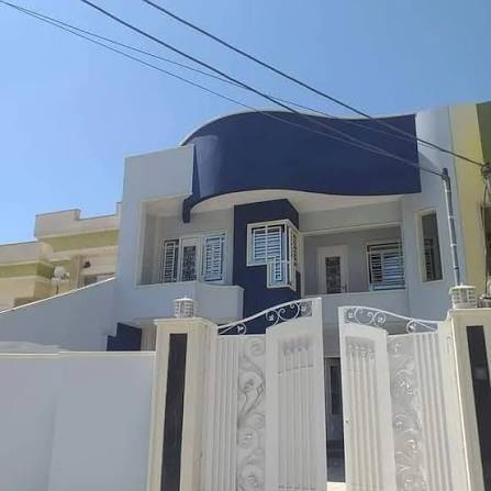 صباغ متفرغ حاليا جميع الاصباغ والديكورات.
..ومقاولات عامه وترميم المنازل بل كامل تسليم مفتاح مكاني بغداد ***********
