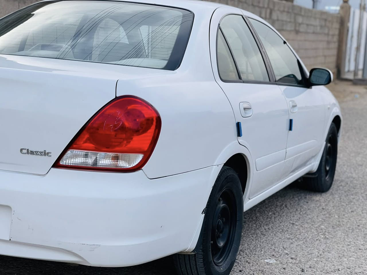 سلام عليكم
سياره للبيع سني ياباني محرك اسود بلادي 1600 
ضرر سياره بيه صبق بل باب سايق جوه تريشه وشوي بل جاملق الامامي جهت سايق بدون دواخل موضح بل صوره ولباقي شرط كله بلادي وكفاله  رقم انبار سعر 105وبيه مجال ***********
