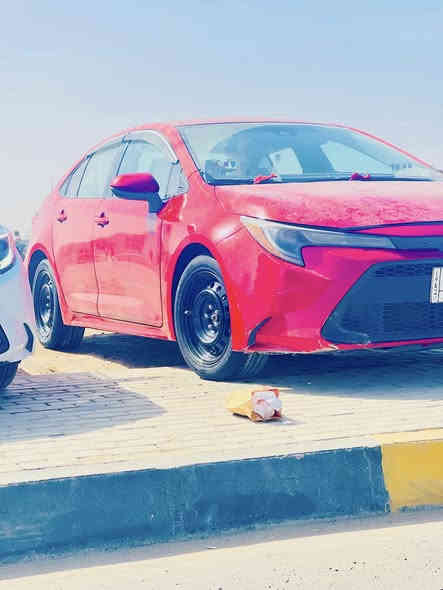 سلام عليكم كورلا للبيع موديل2021 معوقين والمعوق مكانه شعله  بعد سنه وتصير حره مواصفات Le معروفه مواصفاتها حادثها جاملغ وبنيد وصور الحادث موجوده مصلحه بداخل بغداد للستفسار اتصال غير متواجد ع الفيس الهاتف *********** او   /*********** السعر 140 وبيه مجال
