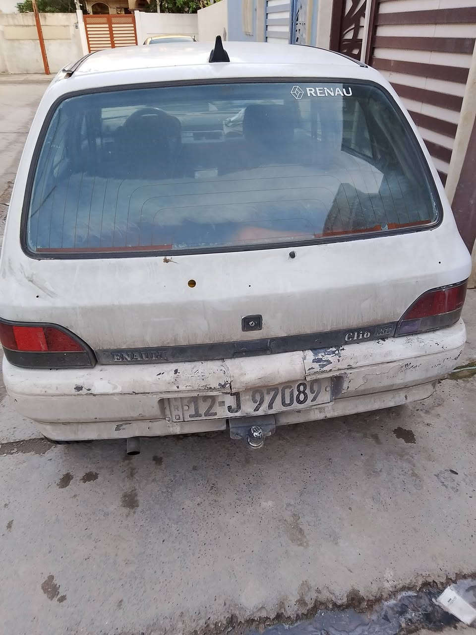 سلام عليكم سياره رينو كليو محرك 14 رقم جديد شرط تحويل سعر 15$ وبيها مجال الطيبين  وتفاصيل أتصل على رقم ***********
