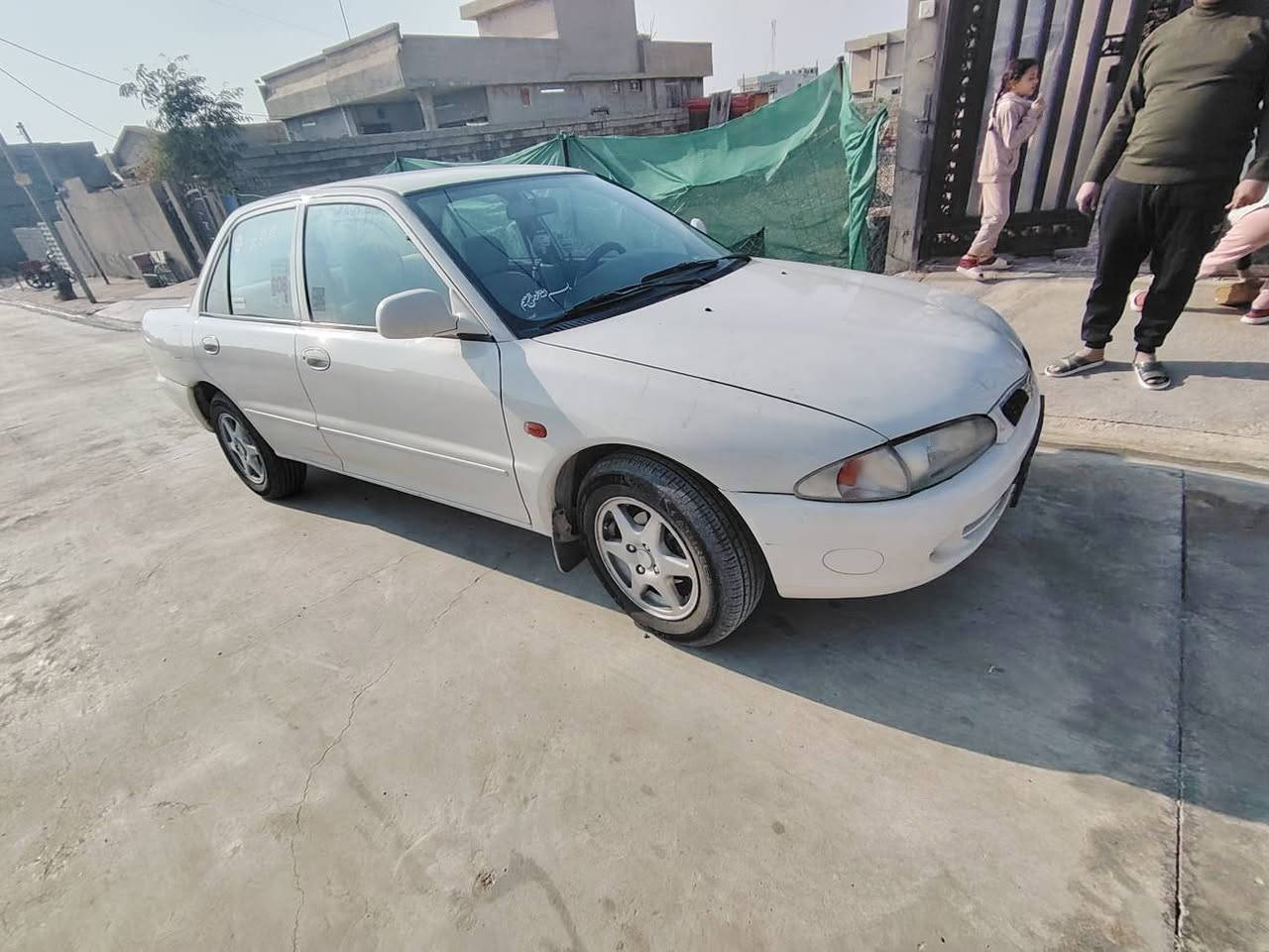 سيارة بروتون ٢٠٠٤ كلين على وضع الشركة قطرة صبغ مابيها كير محرك تبريد تدفئه كله بالشرط اربع تايرات جدد رقم الاماني كركوك السنويه باسمنا مجدده ٢٠٣٠ سعرها ٦٨ وبيها مجال العنوان كركوك قضاء الدبس للاستفسار الاتصال على الرقم ***********
