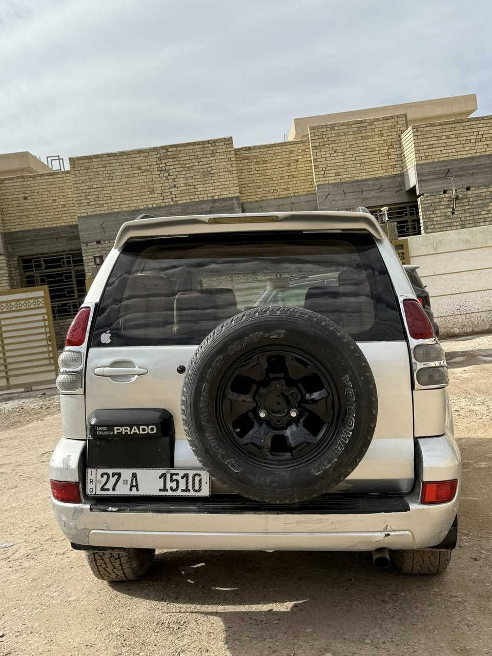 السلام عليكم
برادو 2006 محرك 6 سلندر 

بإسمي رقم مميز انگليزي جديد ذي قار 

 داخلة هزة قبل كم شهر 

7 راكب

✅محرك وگير مكفولات

✅دواخل مكفولة

❄️تبريد ثلج ( منظومة كاملة جديدة بلادية، كومبرسر ياباني اصلي جديد وراديتر تبريد جديد وفريز جديد وغسل كامل للمنظومة قبل شهرين ايام وشحن غاز جديد ) بس بي خلل بسيط الي هو حساس الكومبرسر فقط وحتى غاز متروس

🛞تخم تاير كوري جديد 

تخم فلنجات جديد

✅ ادامة لمنظومة البانزين قبل شهر

✅راديتر جديد

✅دسكات تخم امريكي جديد 

✅صدر نظيف 

مصبوغة عام 

داخل نظيف بس شوية يرادله ترتيب  

ماشية 205 الف

مكاني بغداد

السعر 120 ورقة وبي مجال

رقمي ***********
