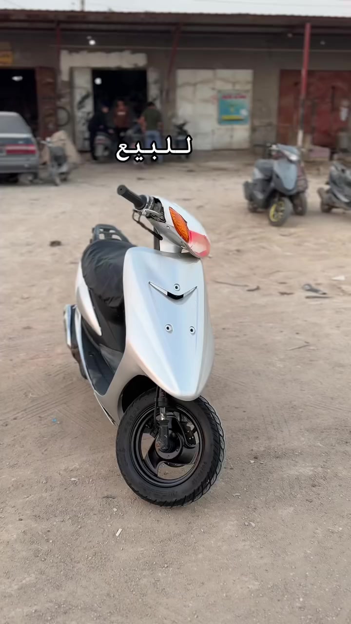 السلام عليكم عصفوري ((مامفتوحه مكينه جديده))الدراجه كله شغاله لايت اشاير نكره سلف مكينه ناعمه ماتنسمع كفر جديد 
مكاني//قرنه//نهر الباشا
السعر//٣٥٠
رقمي//***********
((بيع أو مراوس))
