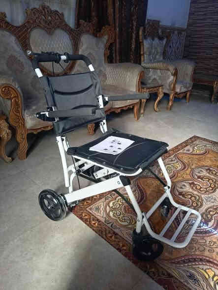 السلام عليكم عربانه معوقين بعدها بالكارتونه جديده غير مستعمله للبيع السعر 90 وبيها مجال للطيبين مكان الزعفرانيه ***********
