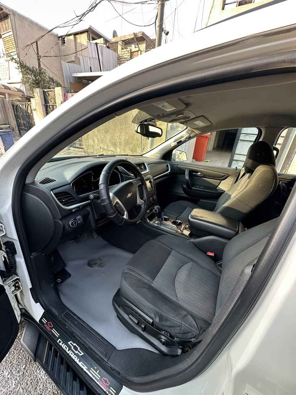 سلام عليكم    شوفو اترافاس موديل 14 السيارة 7راكب مواصفات فول ما عده الفتحه 
تحكم استيرن 
سياقه ذاتيه 
مثبت سرعه 
مانع النزلاق 
تشغيل عن بعد 
شاشه قارء العطال 
شاشه بلاديه 
كامره و حساسات 
تبريد مركزي 3 قطع منفصل 
ايرباكات سليمه بس واحد طاك 
بجم كبس 
حادثها بآب آلصدر و مبدل 
اشاير با مري 
لايت زون اصلي 
دوسه أصليه 
اسبايدر اصلي 
تخم تاير جديد 
كير و محرك و كهربائيات كفاله 
صدر 10/80
السعر130 مال مستعجل
*********** واتساب
