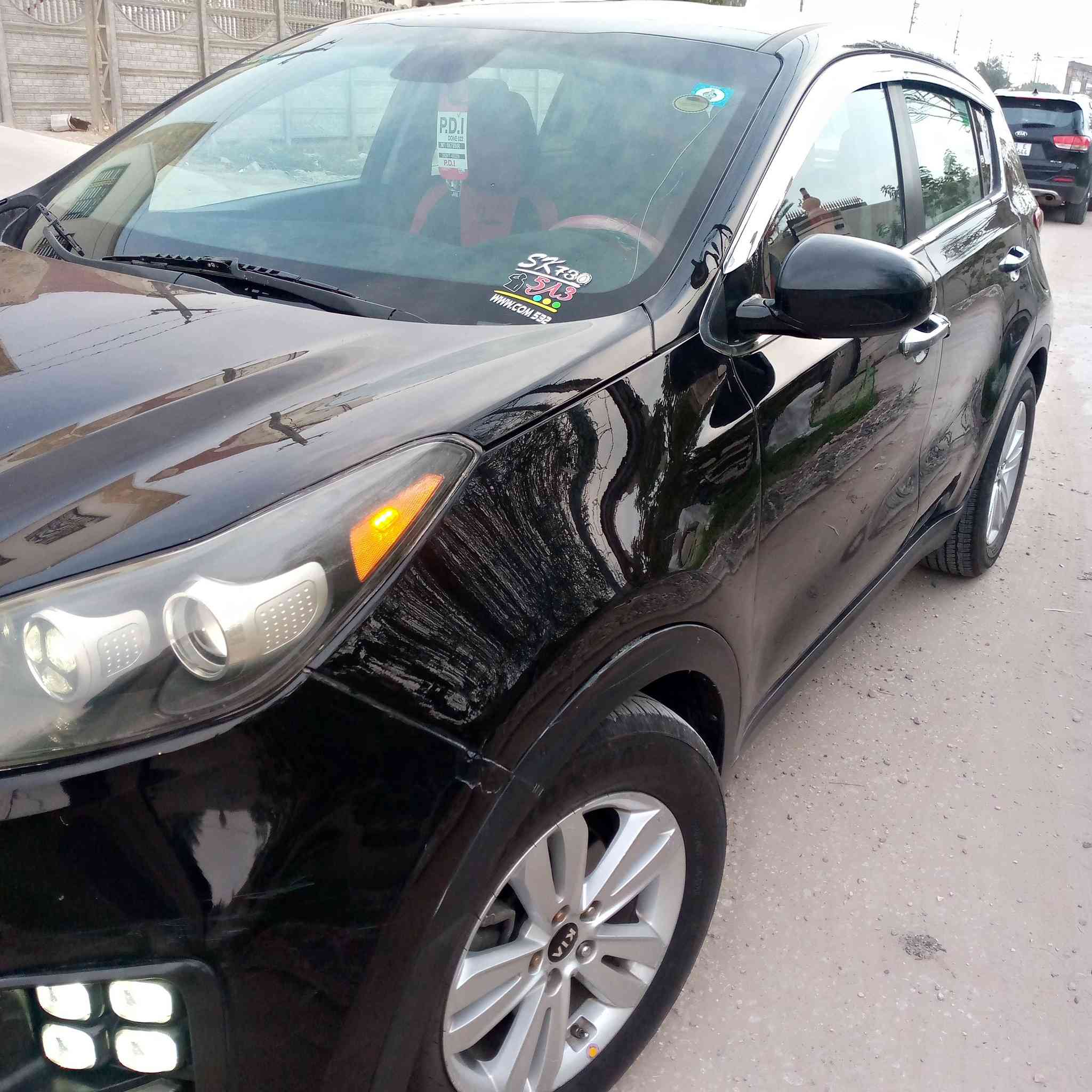 السلام عليكم للبيع فقط
كيا اسبورتج موديل 17 وارد امريكي صور الحادث مرفقه مع المنشور شوف الحادث بدون ايرباك بدون داخل وبيه جهة اليمين بابين مرشوشات بأمريكا  لون اسود ملكي السياره ليبل واحد بدن اي تبديل محرك كير تبريد حداديه  جاهزه من كل النواحي مابيه اي نقص مواصفات بدون فتحه

مواصفات السياره للتوظيح

محرك 2400      ماشيه 152 

كير اي تي ست نمر

تبريد خلفي وامامي شرط ثلج 

شاشة اعطال 

فول تحكم استيرن

لايت   زنون اصل

كشاف زنون 

شاشه اصل 

كامره دواره اصل

5 ويل كب 

نظام دبل دسك

حساس بالويل 

اي بي اس ابريك 

مثبت سرعه 

ثلاث انظمت قياده

حاكيه بلوتوث 

كشن مخمل 

مخوج شاحن 

سايد ابريك بالرجل 

تخم تايرات جدد حته السبير 

حداديه خلفيه واماميه 

السياره نشطه وناعمه شرط التراي مال جناي

رقم جديد وهزه جديده وسنويه ٢٠٣٠ تحويل مباشر

السعر ١٢٧          رقم السياره بغداد عنوان السياره بابل 

***********   الشراي يتصل
