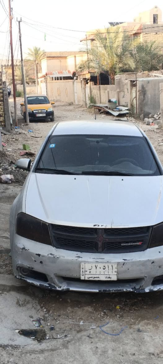 السلام عليكم 
دوج افنجر 12 
3600v6
فول مواصفات عده الفتحه
 مكينه وكير كفاله 
نقصه تبريد 
السياره يحتاجله  ترتيبات بسيطه جدا 
مكان بابل 
السعر 70 وبيه مجال حك الجيه 
الاستفسار ***********
واتساب

