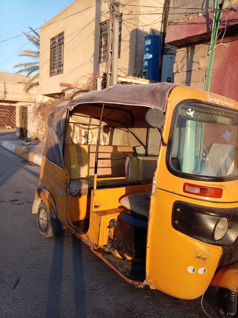 سلام عليكم تكتك للبيع مكانه كربلاء رقم بسمي  مديل 18  الستفسار على رقم ***********
