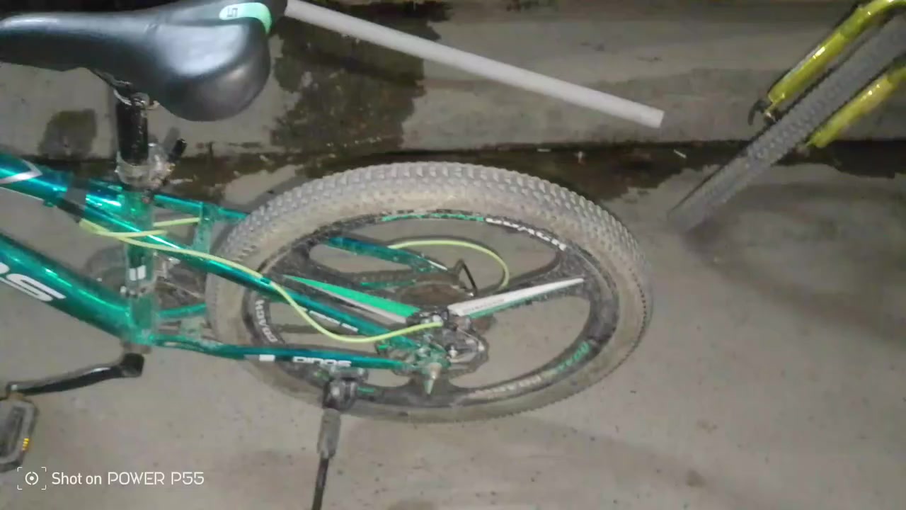 سلام عليكم بايسكل للبيع جديد بل جيس صار سبوع من ماخذه بس معتاز وريد ابيعه100وبي مجالسلام عليكم


**إذا كنت صاحب هذا الإعلان وتريد حذفه لأي سبب، رجاءا أرسل رسالة إلى الدعم الفني**