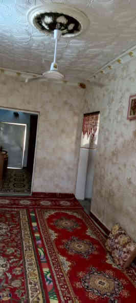 بيت للبيع اصلاح زراعي المساحة 170م العنوان الحمزة الغربي حي العسكري قرب ساحة ناجي القديمة يوجد فيه غرفة نوم ومطبخ وصاله وصحيات خارجية وكراج وحديقة السعر 26 الاستفسار الاتصال على الرقم ***********
