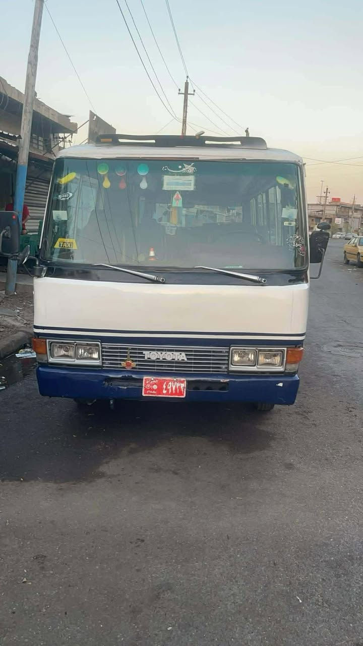 كوستر البيع سياره خير من الله اكسل جديد محرك جديد كير جديد سياره نضيفه سعر 48 وبيها مجال الستفسار اكثر اتصل بل رقم ***********
