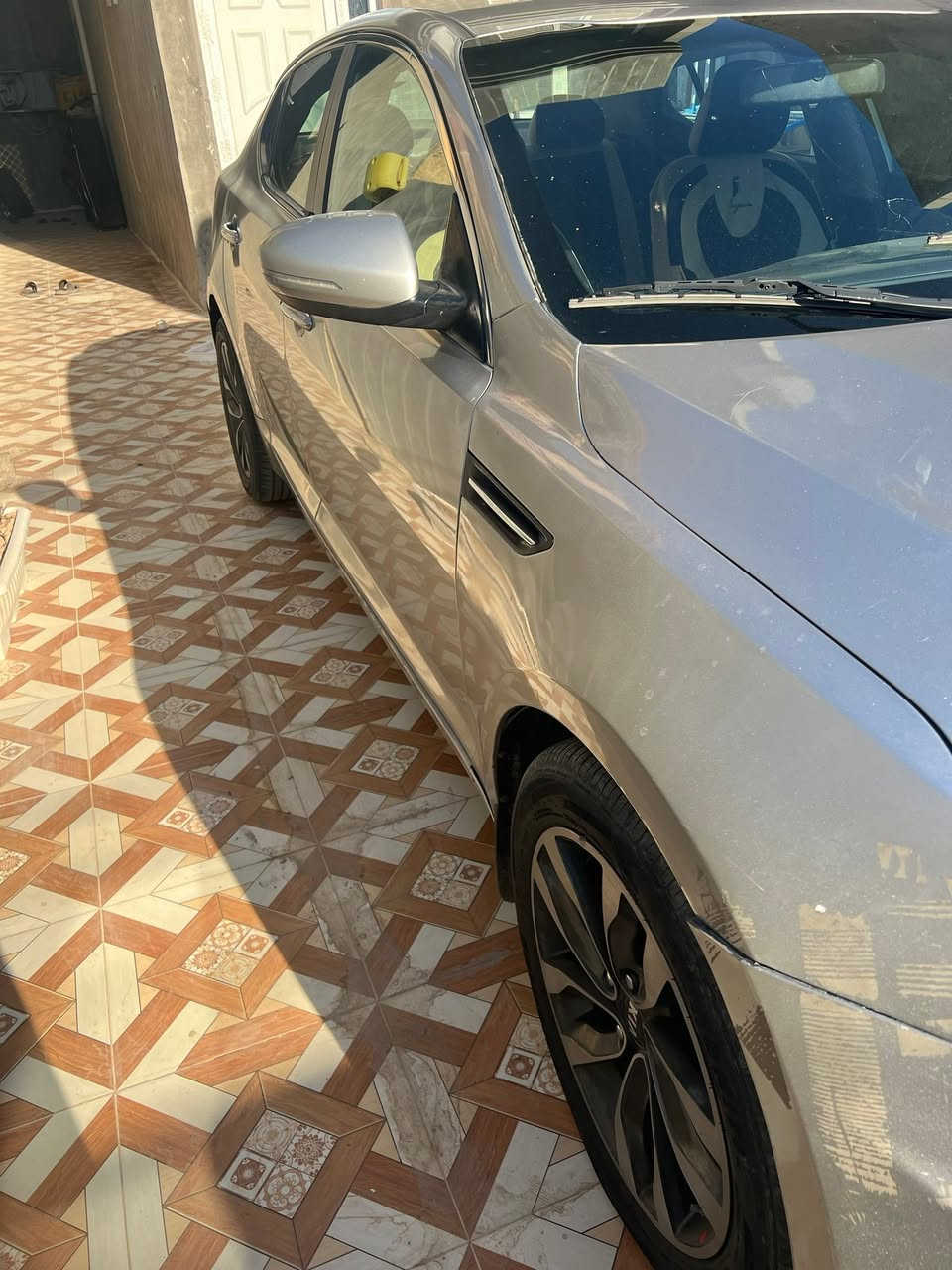 اوبتيما ٢٠١٣ وارد امريكي 
٢٤٠٠ جي دي اي
السيارة تخم تاير باتري حدادية امامي خلفي كله جديد تبريد خير مـن الله
 كير ومحرك خير مـن الله تاخذها عالفحص 
السيارة مصبوغة حزام عدا القمارة والجنطة ، 
 بدون دواخل سونارها موجود بالصور 
 معروضة ب ٩٥ وبيها مجال هــذا رقمي ***********
