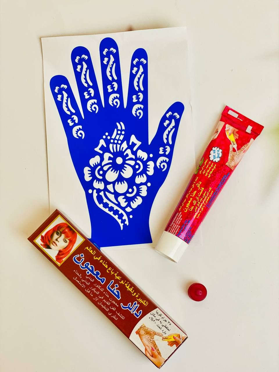 ✨ دالر الحنا الأصيل – أسود وأحمر ✨
✅ يترك خطوط ونقشات واضحة وجميلة على اليدين
✅ ألوان ثابتة وطويلة المدة
✅ مناسب لكل أنواع الجلد
✅ يأتي مع أفكار نقشات كفوف مختلفة لتصاميم احترافية

💫 اختاري رسمة اليوم وكوني مميزة بين صديقاتك!


**إذا كنت صاحب هذا الإعلان وتريد حذفه لأي سبب، رجاءا أرسل رسالة إلى الدعم الفني**