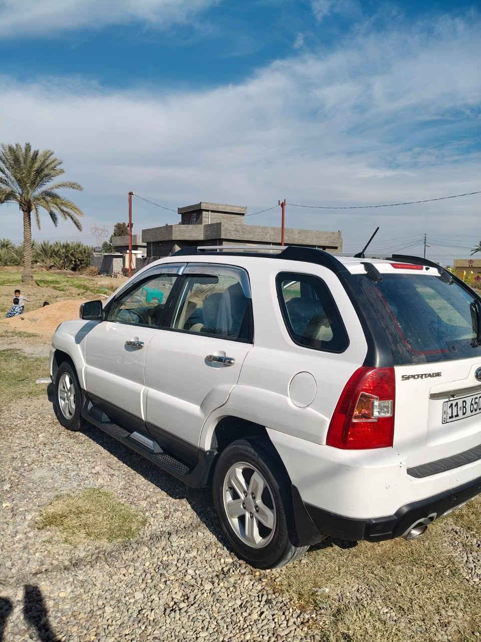 سلام عليكم للبيع سبورتج 2009 سياره جديده تخم تاير مكفوله بيه سونار بل صور مكان سياره بغداد ابو غريب السعر 125 بيه مجال لاستفسار*********** أثير *********** كورك

