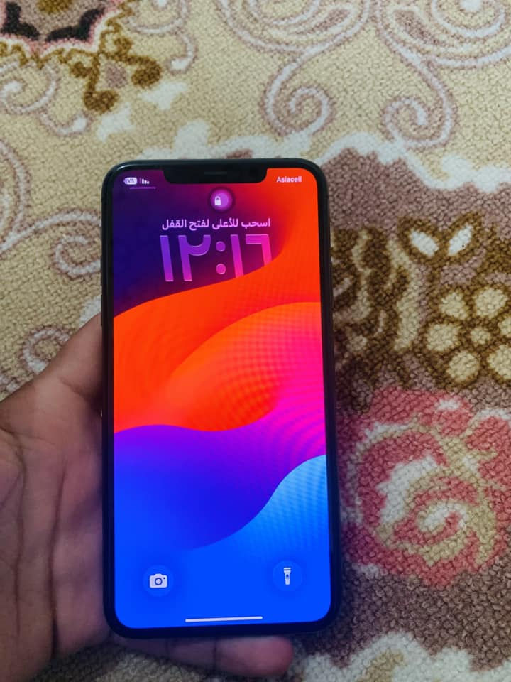 سلام عليكم 
11 برو ماكس للبيع 
النضافه كدامكم 
بطاريه 72 شرط ما مفتوح الجهاز السعر خاص


**إذا كنت صاحب هذا الإعلان وتريد حذفه لأي سبب، رجاءا أرسل رسالة إلى الدعم الفني**