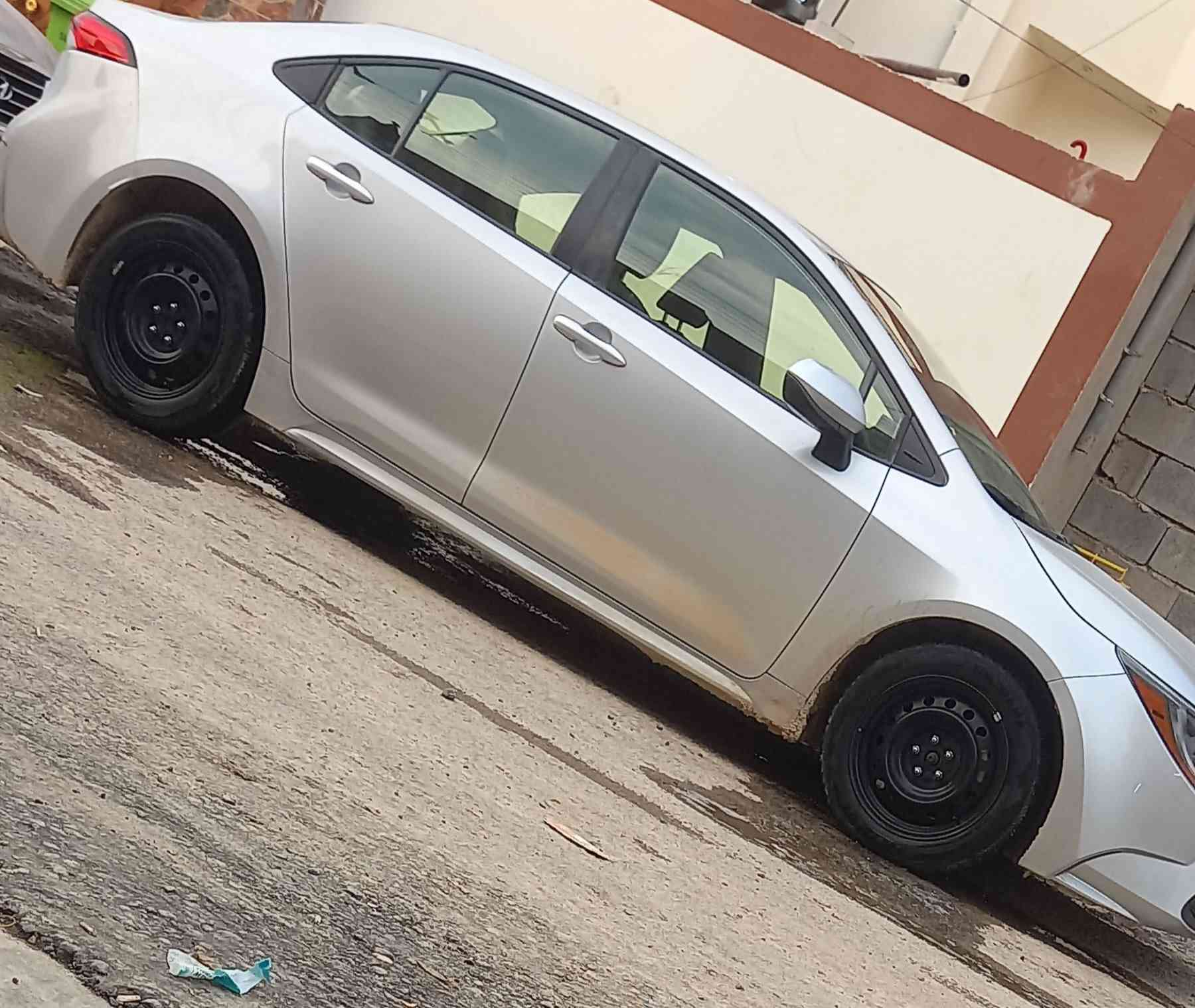 تيوتا كورلا
للبيع 
موديل 2024
مواصفات LE
محرك 2000 بانزين 
السعر 160 ورقة 
الرقم ***********
