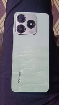 ريلمي C63 • ١٢٨ جيجا/٦ رام • مبدل شاشة