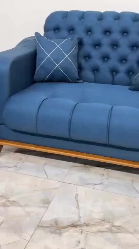 تخم قنفات تزكام درجه اولى
١٠ مقاعد السعر ٦٠٠ 
المكان الثعالبه


**إذا كنت صاحب هذا الإعلان وتريد حذفه لأي سبب، رجاءا أرسل رسالة إلى الدعم الفني**