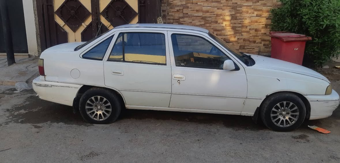 دايو سلو 
كير سلو أتوماتيك 
سياره كامله بدون نقص 
كهربائيات كامله 
السياره بإسمي تحويل مباشر
السعر ٣٨
رقمي . ***********
***********
