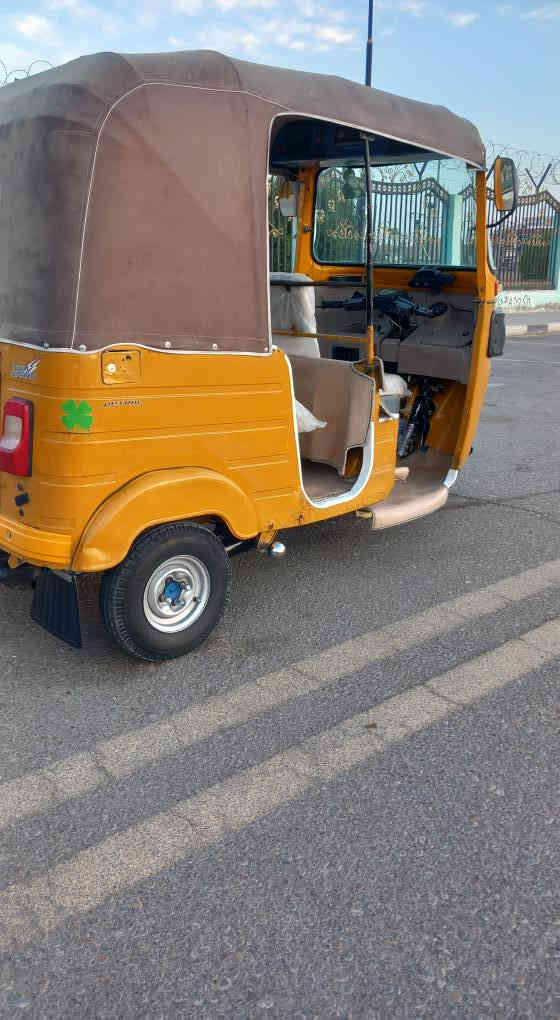 تكتك موديل 2020 رقم وسنويه كفاله بس شويه دحكات شوف العين مكينه مجفته بوشه وبستم تخم تار دوشمه نزالات  
***********
