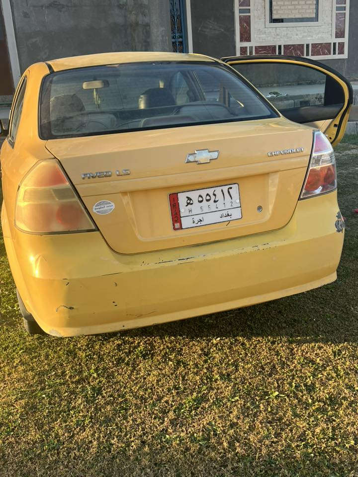 سـياره افيو للبيع 2011 السياره بيه ضربه ترجع بارد بصفحه اليمنه وبيه كم شخط خفاف سعر 45وبيه *********** تواصل رقم اتصال بس
