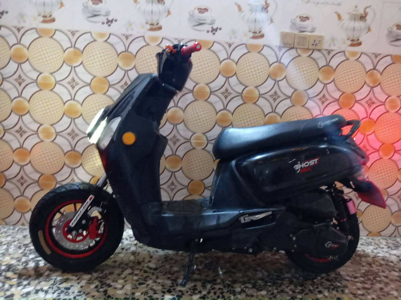 بوليس إيطالي بصمه موجوده وشغاله مديل 2024 كفاله عامه فقط كفراته وما يثرن عليها دراجه بيه
 [تزويد خارجي] فقط محرك مجفت
 شي متروكه فتره ما مثر عليها [محرك 49] قابل التزويد بستم75 [سرعته95] كفرات ختم واحد شرط بيه تزويد 
1_وياله رياضي
2_يدات ابرك رياضي
3_دبلات امامي
4_دبلات خلفيه رياضي
5_فلتر بنزين رياضي
6_كابريتر رياضي
ملاحضه تزويد مالته كله اصلي ما بي تجاري
سعر650 ماكو هيج سعر بهيج نضافه
 بيهك مجال بسيط


**إذا كنت صاحب هذا الإعلان وتريد حذفه لأي سبب، رجاءا أرسل رسالة إلى الدعم الفني**