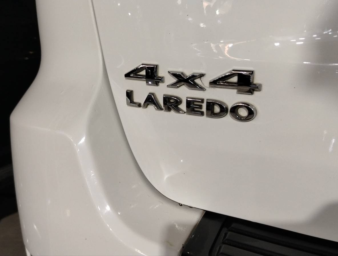 رمضان كريم
جيب لاريدو امريكي موديل 2012
  ماشي 100 مايل حقيقي بلا قطره صبغ
سياره كلين تايتل
  من الدعاميه الي الدعاميه كلها شرط كير محرك شرط مامفتوح سياره جديده
مواصفات
دبل اكسن 4X4 
تشغيل بصمه
ابواب بصمه
 كشن كهرب
  السعر 188 بي مجال قليل مكان السياره دهوك رقم موبايل *********** وتساب دهوك, العراق
