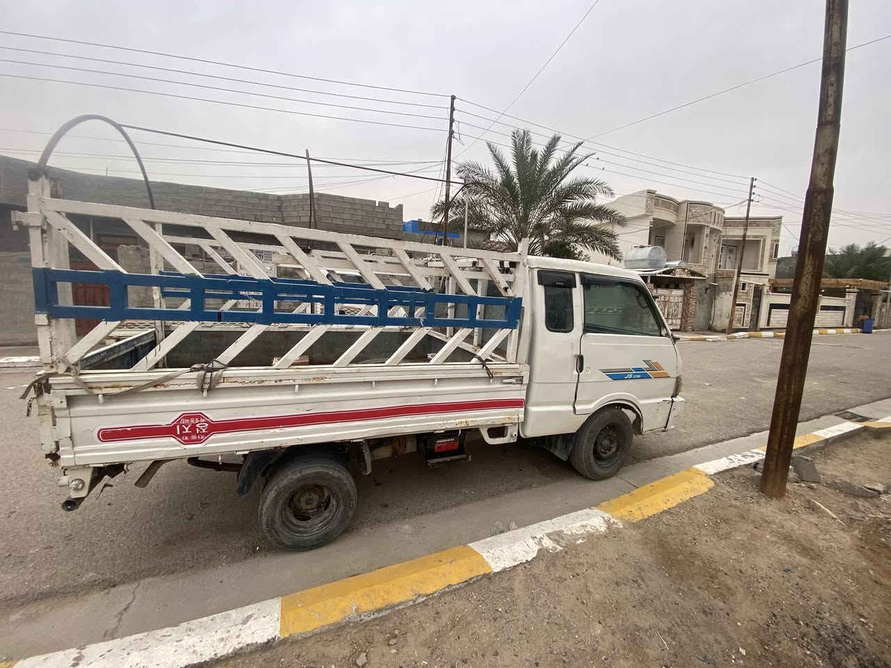 سلام عليكم
كيه بنكو موديل 93مكفوله من كصه كير ومحرك مكفولات تخم تواير وره وكدام وباتري جديد سياره جاهزه من كلشي كهرباياته شغاله كله سياره باسمي تحويل ثاني يوم .مكاني الانبار عامريه الفلوجه .السعر 40وبيه مجال

‭0771 348 2172‬
