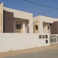 دار للايجار في مجمع الاميرات السكني القديم ✨👇🏻🏡 🔺 مساحة 390 م 🔺 جاهز ل...