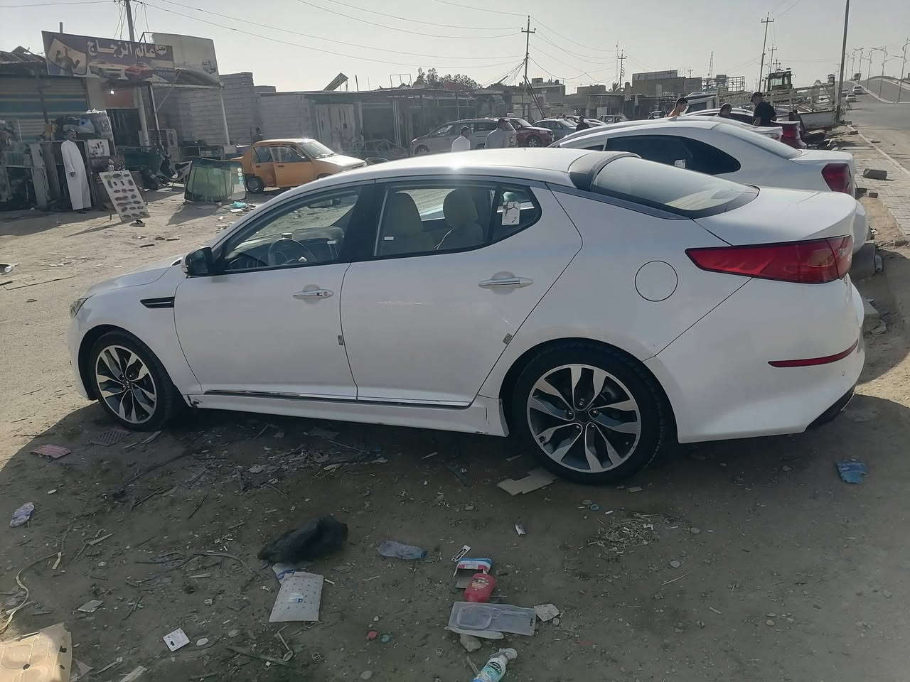 سلام عليكم كيا اوبتيما موديل 2016 شكل 2015 خليجي فول مواصفات عدى الفتحة بصمة تشغيل دخول ذكي مكينة 2400 كير مكينة شرط ما مفتوح باسمي سنوية لل 2029 سونار مرفق مع الصور للتواصل متواجد  ***********   ماسنجر السعر 153 وبيه مجال 
مكاني الوركاء
