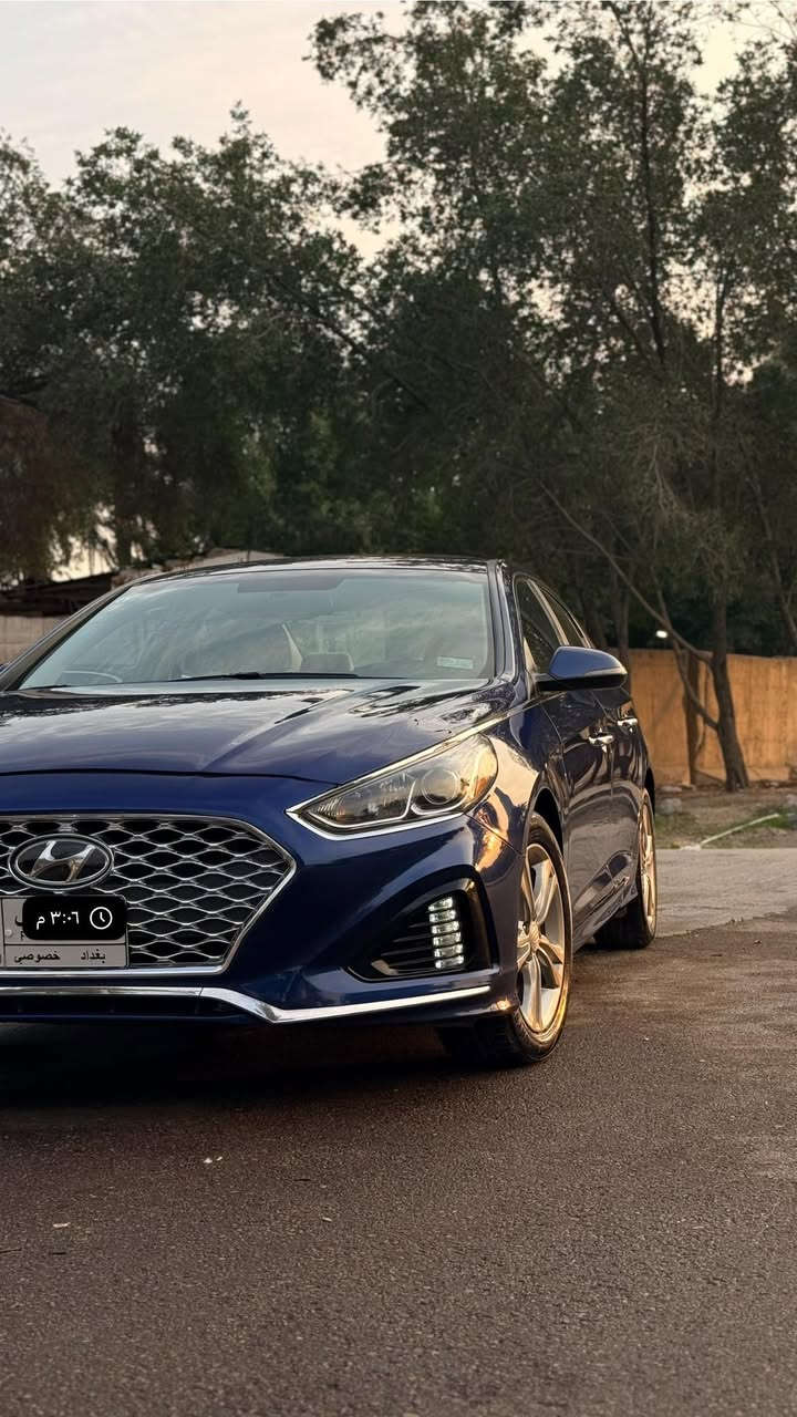 سوناتا امريكي موديل 2018
بيها ٣ قطع رش بدون معجون بدون دواخل 
مكينه ٢٤٠٠ 
ماشيه ٧٠ الف 
كير مكينه حداديه لغد وشاصي كله كفاله 
ايرباكات كله سليمه 
فول مواصفات عدا الفتحه 
بصمه دخول ذكي 
رادارات جانبيه اماميه 
تحديد مسار 
توقف ذاتي 
مانع انزلاق نزول منحدرات 
مرايه اوتودم 
كرسي كهرباء 
مقاعد تدفئه 
اشاير بالمري 
فول تحكم ستيرن 
شاشه ابل كار 
كامره دواره 
مودات قياده ٣ انضمه 
السياره كلش جديده ونضيفه ع ايدي صدر تايرات منضومه بانزين تدفئه تبريد كله جديد رقم بغداد مشروع وطني مكاني بغداد 
السعر ١٢٨ مجال قليل 
***********
