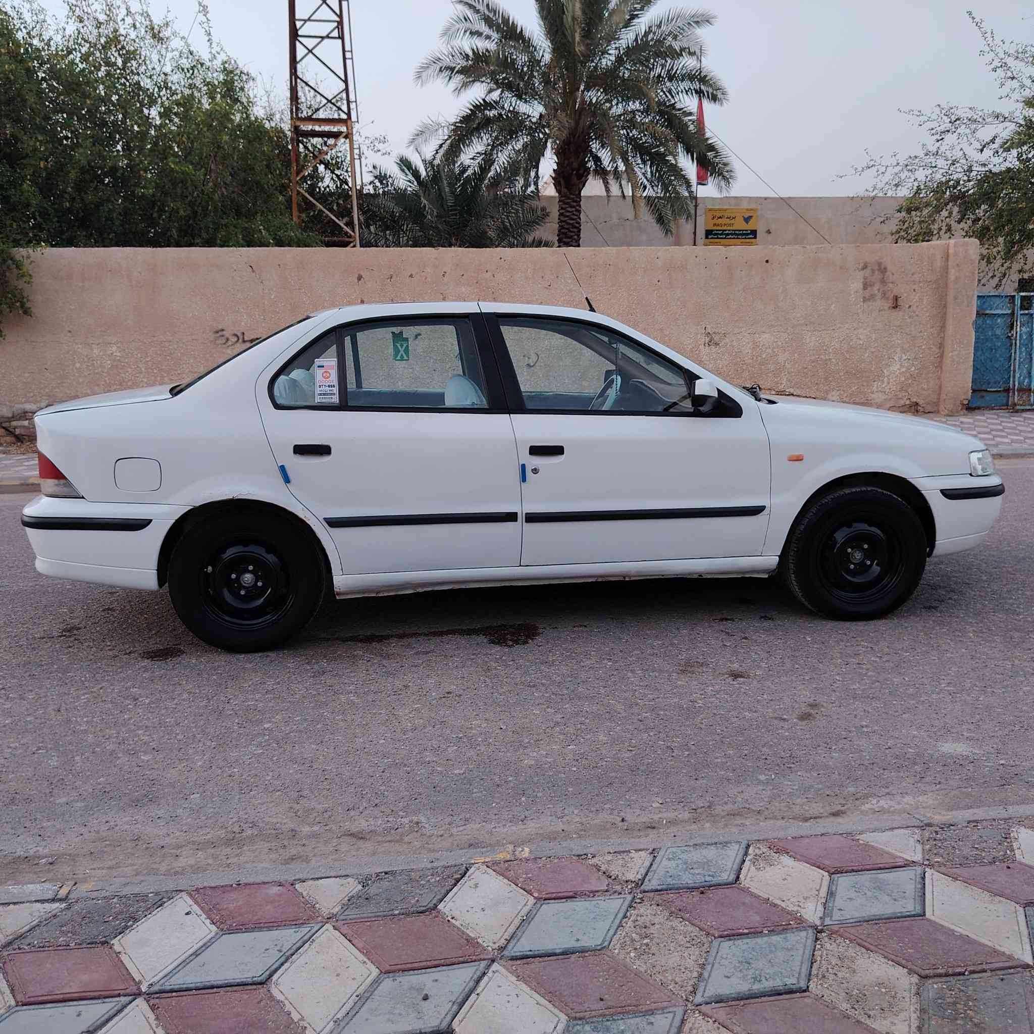 السلام عليكم سمند موديل 2012 كفاله مكينه وكير جدد حداديه جديده تخم تاير تبريد ثلج كهربائيات كلها شغاله سنويه 2029 السياره مال جناي السعر 35 وبيها مجال مكان السياره ميسان العماره رقم الهاتف/***********
