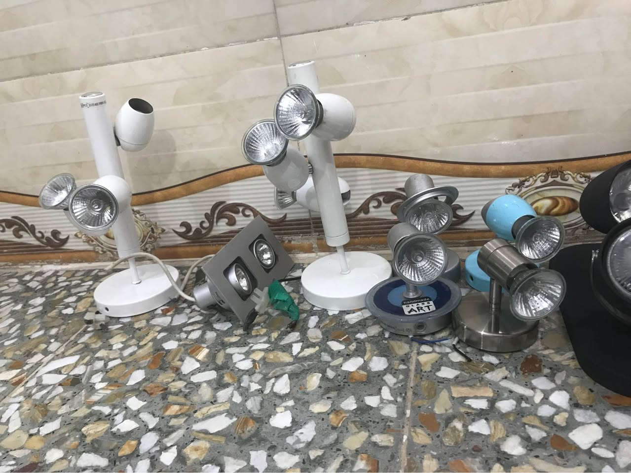 السلام عليكم لد ليت كلوبات هنه و القواعد مالهن مال ديكورات لون شمسي اب 40 بغداد, العراق


**إذا كنت صاحب هذا الإعلان وتريد حذفه لأي سبب، رجاءا أرسل رسالة إلى الدعم الفني**