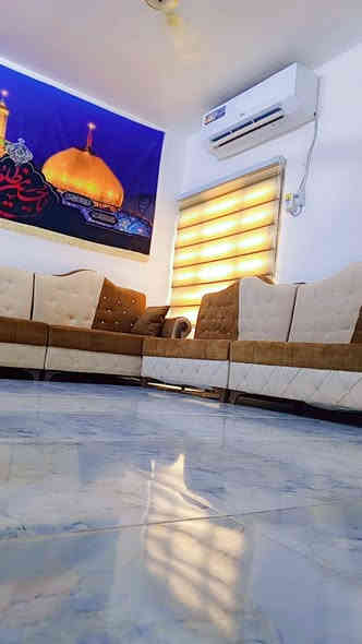 سلام عليكم بيت بحي شرطه الكادميه مساحه ١٠٠ مترطابقين نضيف كلش يردونه رهينه ١١مليون الي يرده ينتصل عله رقم *********** بي واساب او خاص دوانيه مااجاوب تعليقات
