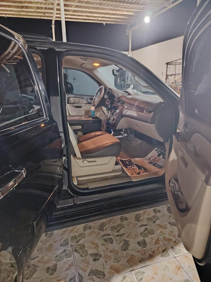 سلام عليكم تاهو أدوات مديل 2012  بدون كص او  حادث كفال عامه   داخل عسلي  كير مكينه كفاله تخم تاير جديد  تحكم ستيرن  كله شغال السعر 90  وبيه مجال  مكان ميسان 
***********
