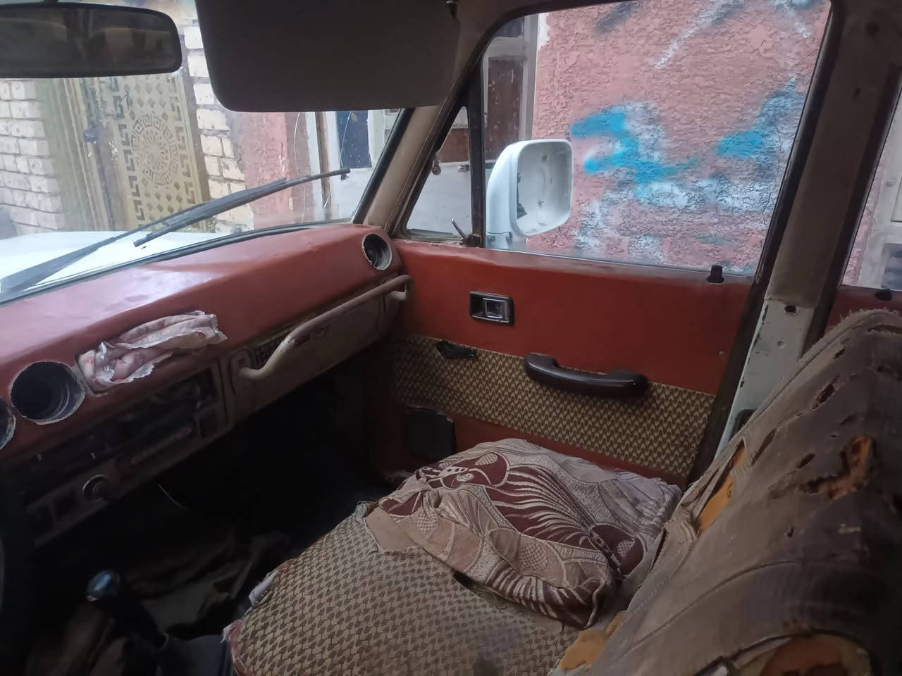 لاندكروز مكينه ففتي تلتالاف كير عادي جدد موديل 82رقم بغداد الماني تحويل ثاني يوم بكاني بغداد مدينة الصدر وليحب يخابر رقمي *********** وسعر 26ورقه وبيه مجال الطيبين
