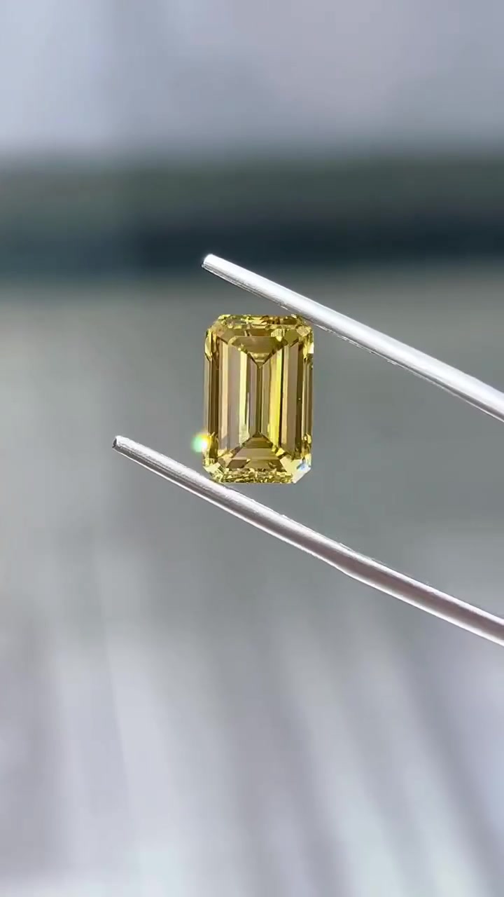Natural cut diamond
Vvs1
300 usd per ct
00212676684300


**إذا كنت صاحب هذا الإعلان وتريد حذفه لأي سبب، رجاءا أرسل رسالة إلى الدعم الفني**