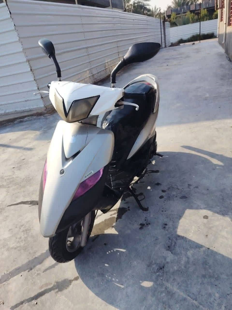 سلام عليكم دراجه جانت تشتغل فجاء طفت بعدماشتغلت ابيع كوم حديد مكاني الرحمانيه الجعيفر بغداد البيروتي سعر دراجه 250 بيها مجال للطيبين


**إذا كنت صاحب هذا الإعلان وتريد حذفه لأي سبب، رجاءا أرسل رسالة إلى الدعم الفني**