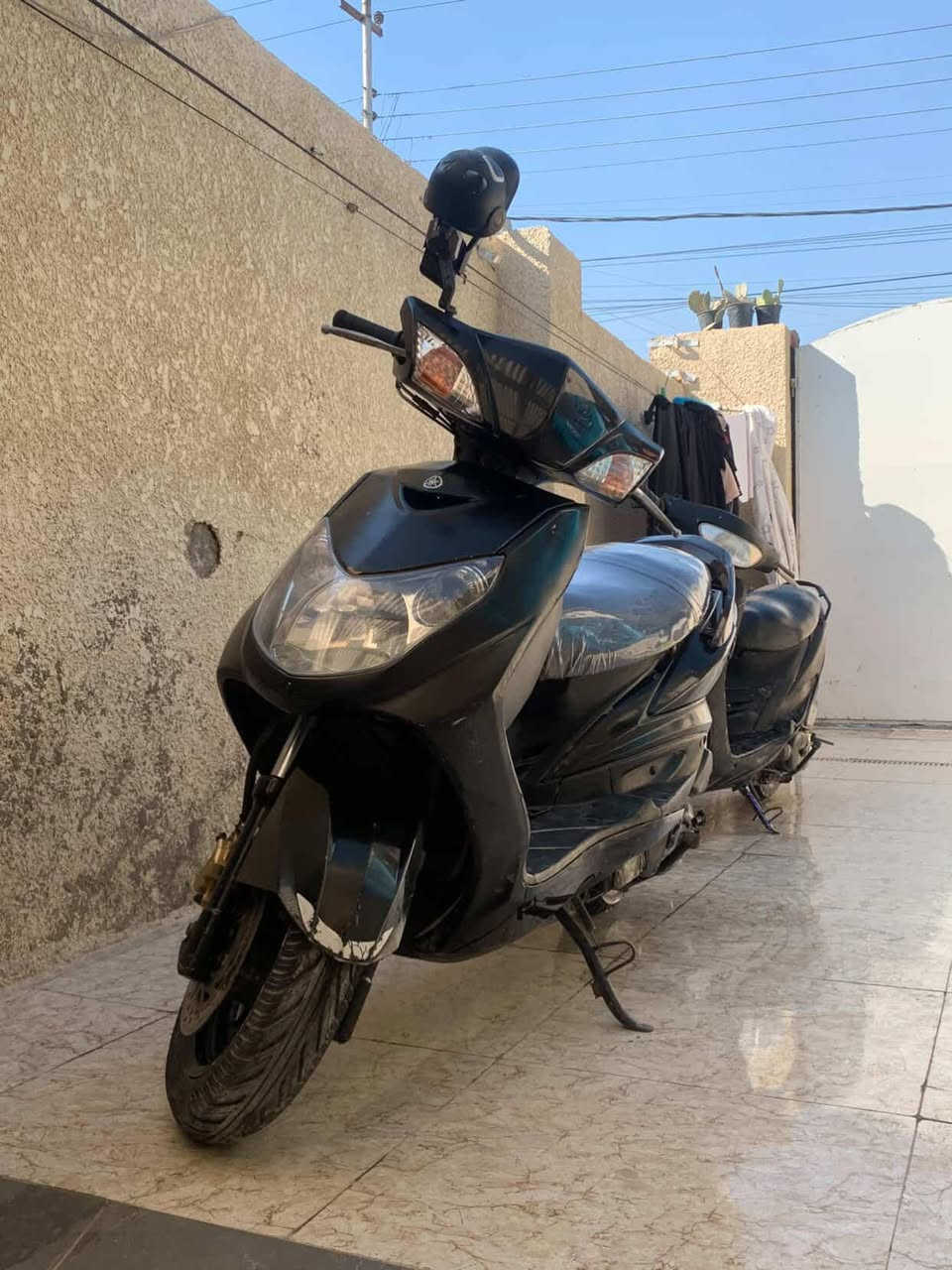 السلام عليكم اخوان سكنس فحل نوزل لالبيع دراجه حلوه بس بيها تاخير بل تشغيل من تحمه اتضل اتاخر تايرات جدد دشبول 3الوان عنواني بغداد رقمي ***********الي يشتري يجي خاص او ايخابرني الي ما يشتري لا ايطبلي
