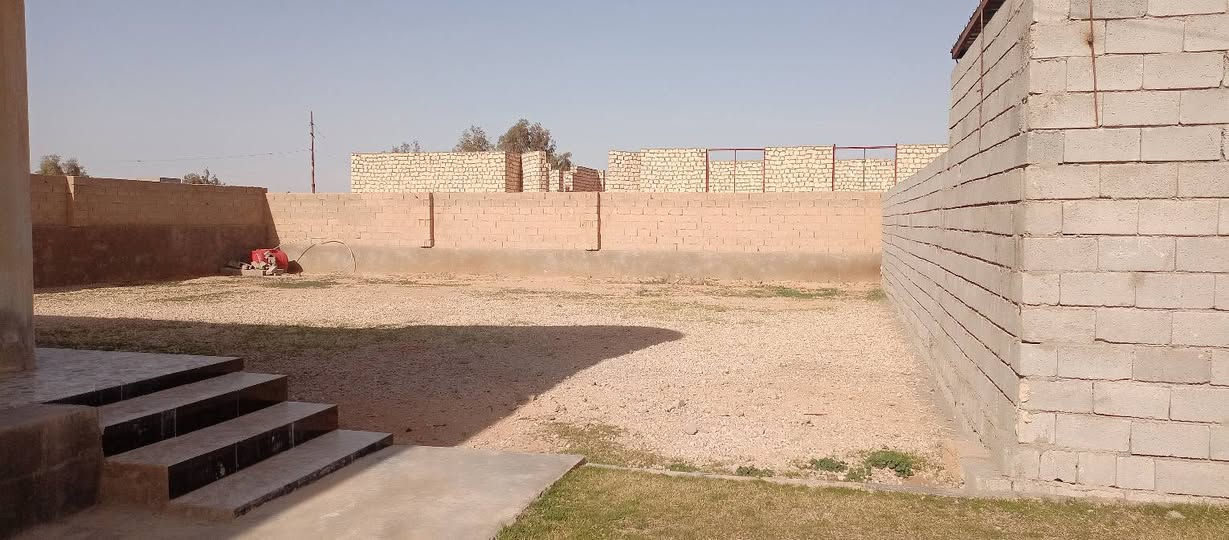 ارض للبيع ارض للبيع
العنوان حي الزيتون الغربي 
المساحه 400 متر 
العرض 20 متر 
النزال 20 متر 
سعر المتر 30 وبي مجال للطيبين 
للاستفسار الاتصال على الرقم 
***********
