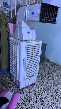 مبرده جديده ستعمال شهر ونص. ماركه سوبر امبريال الاصلي.  حجم كبير.  دفع...