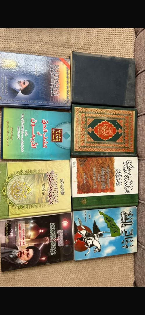عندي هاي الكتب للبيع كلهن طبعات اولى وبيهن اهدئات


**إذا كنت صاحب هذا الإعلان وتريد حذفه لأي سبب، رجاءا أرسل رسالة إلى الدعم الفني**