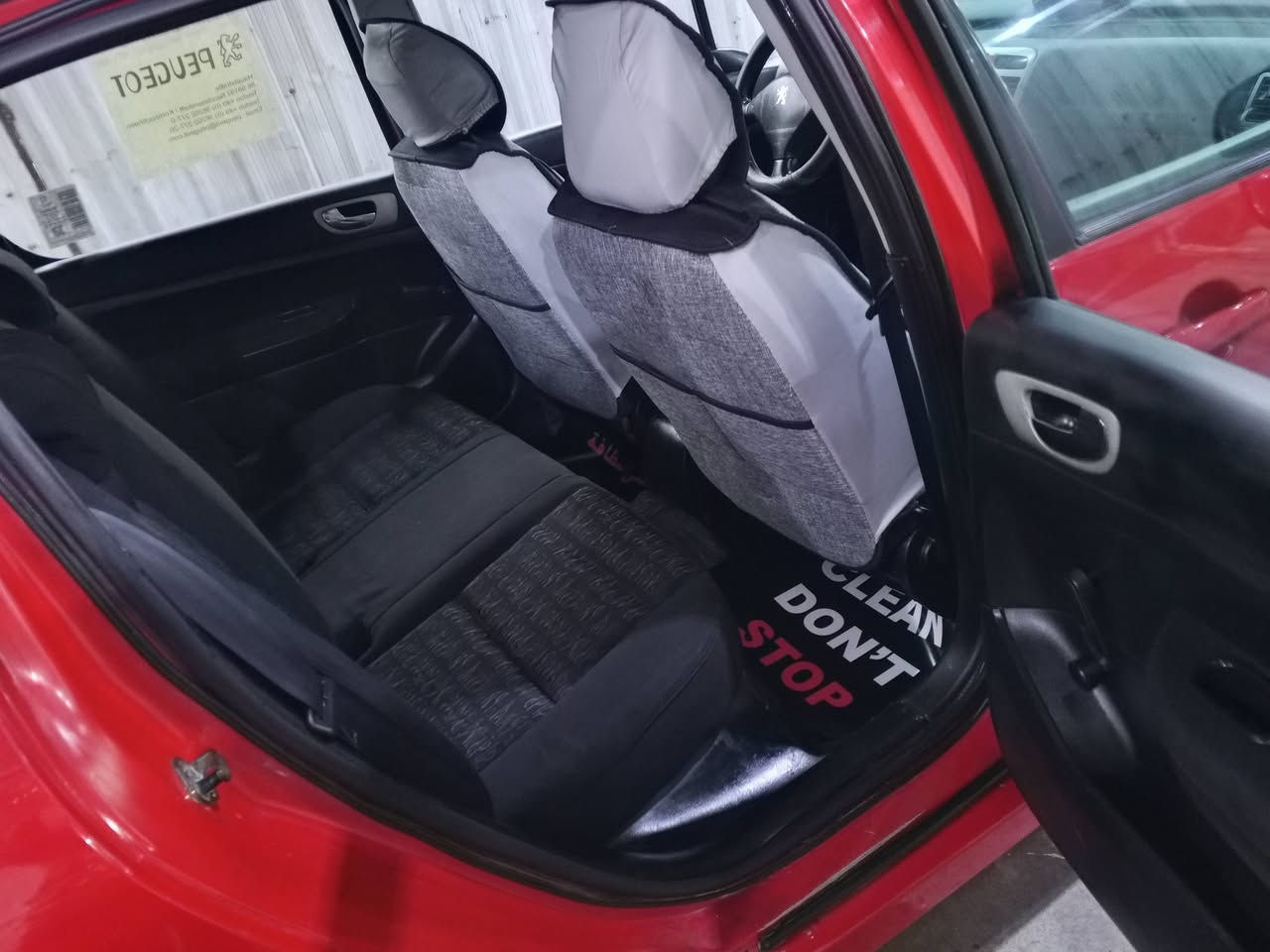 بيجو 307 موديل2005 سياره جاهزه من جميع النواحي
تبريد شغال كهربائيات بلاد محرك وكير ممتاز سياره مصبوغه للجماليه اثر جراد سياره جديده جدا جدا كله بلاد دواخله 
سعره 55ورقه رقم بغداد دولي يوجد فديو داخل المنشور للاستفسار 
***********
