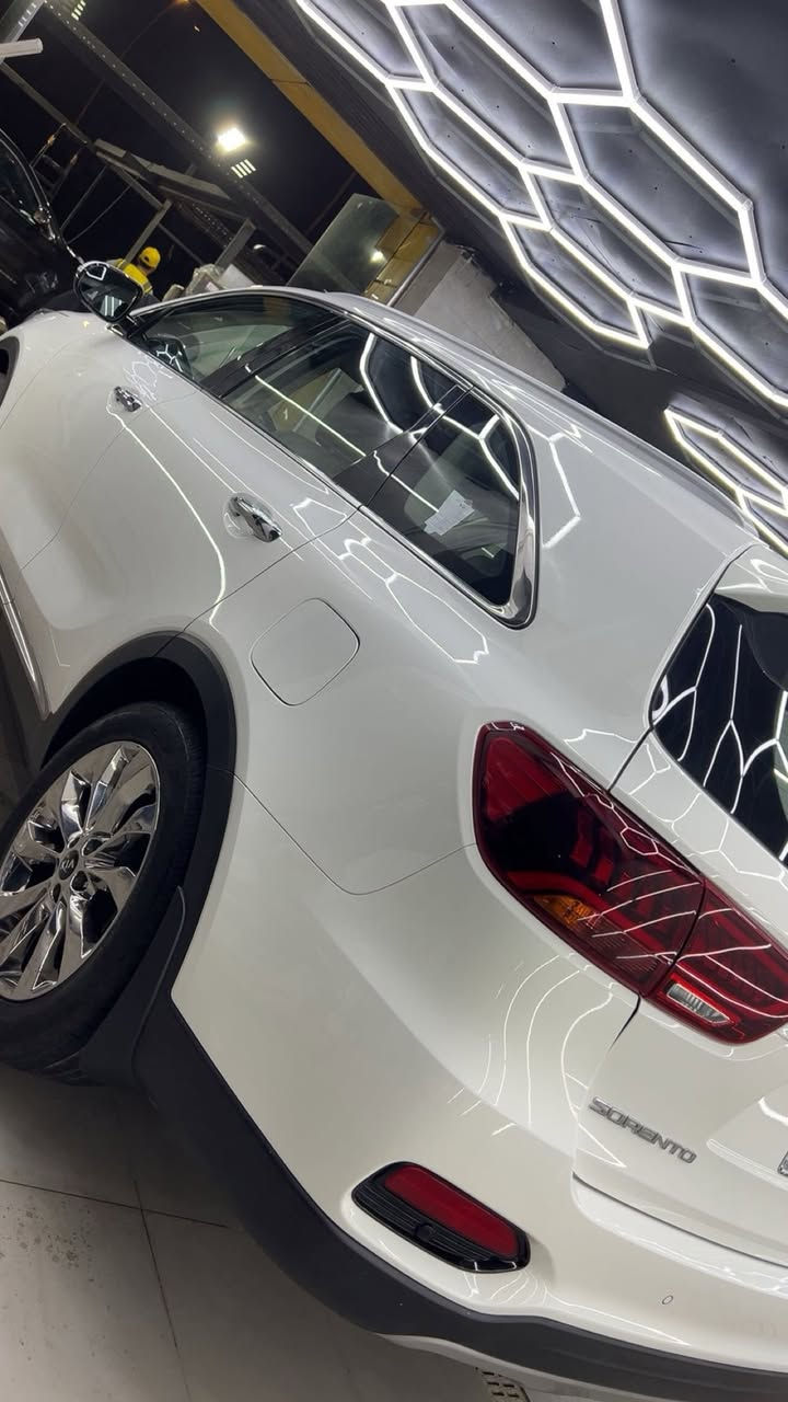 سلام عليكم سورنتو موديل 20 خليجي مكفوله بدون بارد وصبغ وتبديل  محرك وكير مكفولات  تخم تاير جديد وسبيرها منازل ماشيه 92 الف حقيقي فول عدا لبانوراما. مكينه 6 سلندر رقم بغداد  سياره جاهزه خير من الله 

السعر 263$ورقه 

بغداد لرصافه ***********
