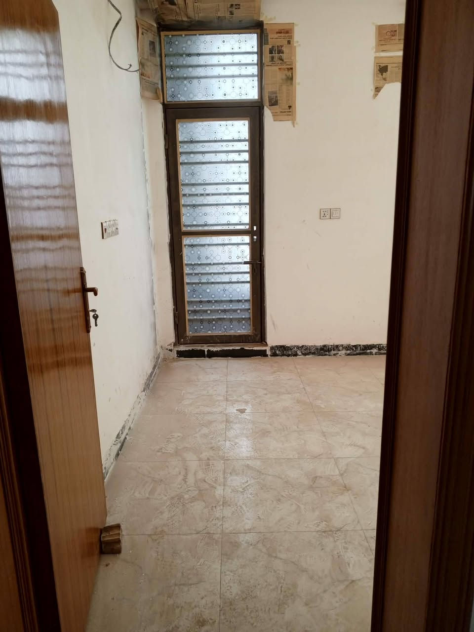 يعلن مكتب الامير للعقار في محافظة كربلاء شارع ابو طالب 
بيت 🏠 🏡 للبيع مساحه ٥٠ متر طابق ونص
العنوان/  كربلاء المقدسة/ مجمع الحياة
بناء طابوك درجه اولى 
خدمات كاملة تبليط شارع ٨م 
يصلح دار سكن او حسينيه للزوار 
يبعد عن حرم الامام الحسين ع السلام ٤كم وعن طريق الزوار والمشاية ٢٠٠ متر 
طابو زراعي سند ٢٥ إقرار بأسم المشتري مباشر 
للاستفسار الاتصال/  ***********
السعر /  65 قفل 
يتوفر لدينا بيوت للبيع بأسعار مناسبة جدا بمختلف المساحات والأماكن 
#كربلاء_مدينة_العشق_والعاشقين
