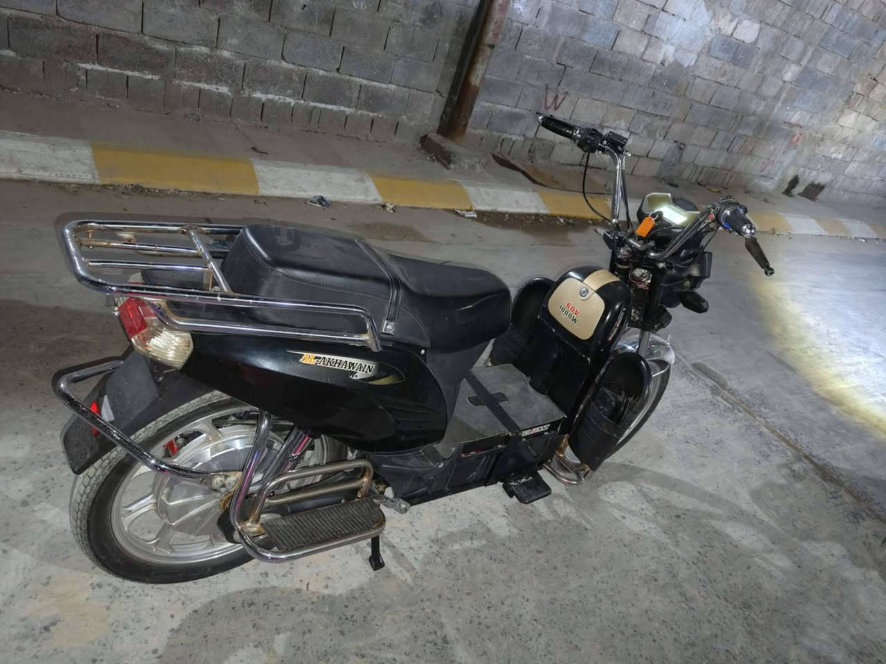 هارلي للبيع بطاريات 10ونص سعر 300
***********
