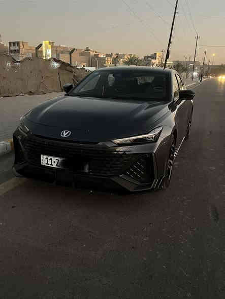 السلام عليكم
للبيع شانجان يوني-ڤي 2025 فئة السبورت — مواصفات كاملة ومميزة:

المواصفات الميكانيكية

محرك 2000 توربو بقوة 229 حصان

گير 8 سرعات AT

وضعيات قيادة: إيكو – نورمال – سبورت – سمارت + زر سوبر ريس (وضع السباق)

المواصفات الخارجية

بانوراما

جناح كهربائي

كزوز رياضي مع 4 فتحات صالونصة

إضاءة LED أمامية وخلفية

ويل 18 رياضي + إطارات كونتيننتال

مرايا جانبية كهربائية قابلة للطي

لون رصاصي غامق مميز

الأنظمة الذكية والأمان

تحديد مسار + تحذير مغادرة المسار

رادار أمامي + حساسات أمامية وخلفية

بريك تلقائي مانع تصادم

كاميرات 540°

داش كام تسجيل تلقائي

قيادة شبه ذاتية

مراقبة ضغط الإطارات TPMS

وسائد هوائية متعددة

الداخلية والراحة

نظام صوتي SONY (10 سماعات + دمام خلفي)

مقاعد رياضية جلد بلونين

تبريد مقاعد

المقاعد الأمامية تحكم كهربائي

تحكم ستيرن 4 اتجاهات + ستيرن رياضي Double-D

شفتات سرعة

تبريد أمامي وخلفي

إضاءة محيطية متعددة الألوان

زجاج أوتو مع فتح/غلق من الريمونت

شاشة ترفيه 12.3 إنش + عدادات رقمية 10.25 إنش

أبل كار بلاي + أندرويد أوتو

شحن لاسلكي

معلومات إضافية

ماشية 13 ألف فقط (قابلة للزيادة)

على وضعية الشركة

مكفولة من الضربة والطخّة والصبغ

السيارة حرّة / رقم بغداد

السعر: 29 مليون

للاتصال: ***********
