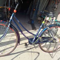 الباسك للبيع ب 90 وبي مجال،.  07880212251