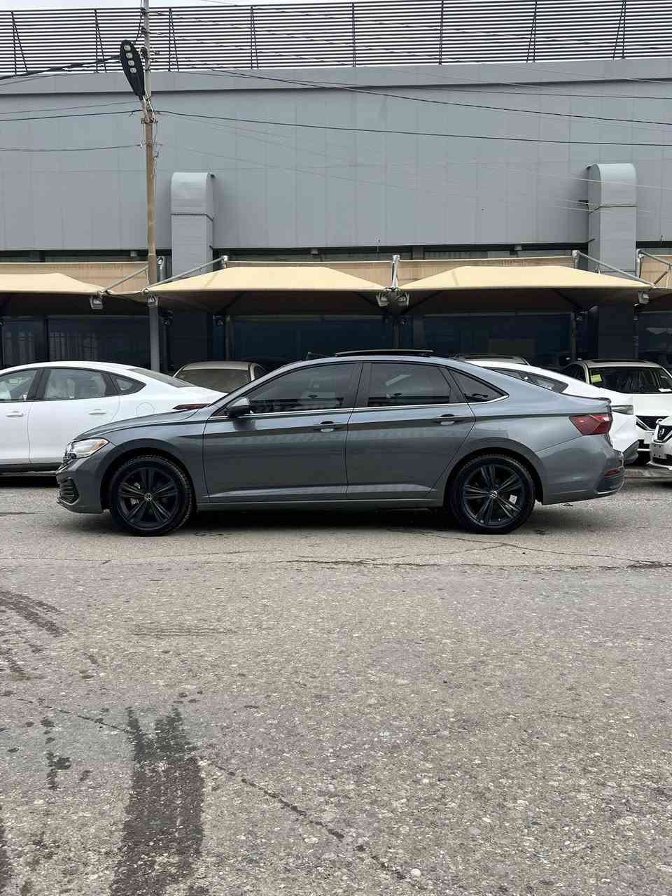 فولكس فاجن جيتا | موديل 2024
فئة SE – فول فول

🔹 شبر صبغ فقط والباقي كفالة
🔹 السيارة نظيفة جداً
🔹 تترقم فقط شمالي

المواصفات:
✔️ بصمة تشغيل
✔️ شاشة لمس كبيرة
✔️ كاميرا خلفية
✔️ رادار / نظام تحذير
✔️ مثبت سرعة
✔️ تحكم بالمقود
✔️ مرايا كهرباء مع تسخين
✔️ مكيف أوتوماتك
✔️ تشغيل بدون مفتاح
✔️ جنوط ألمنيوم
✔️ أنظمة أمان متكاملة (ABS – Traction Control)

📞 للاستفسار والمزيد:
***********
