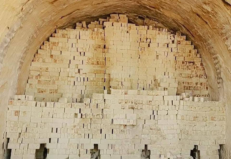 سلام عليكم طابوك الإصلاح طابوكه نظيفه شرط غالب ولون وركن وقوه وعدد 4250شرط الحساب سعر جوه سوك حسب المكان يوجد بلوك كهربائي درجه اولى شرط الفحص موجود خاص واساب نتصال ***********
